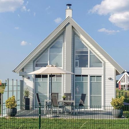 Beach Front Home In Zerpenschleuse With Wifi Esterno foto