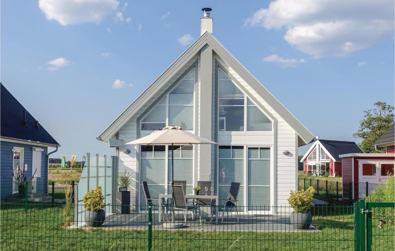 Beach Front Home In Zerpenschleuse With Wifi Esterno foto