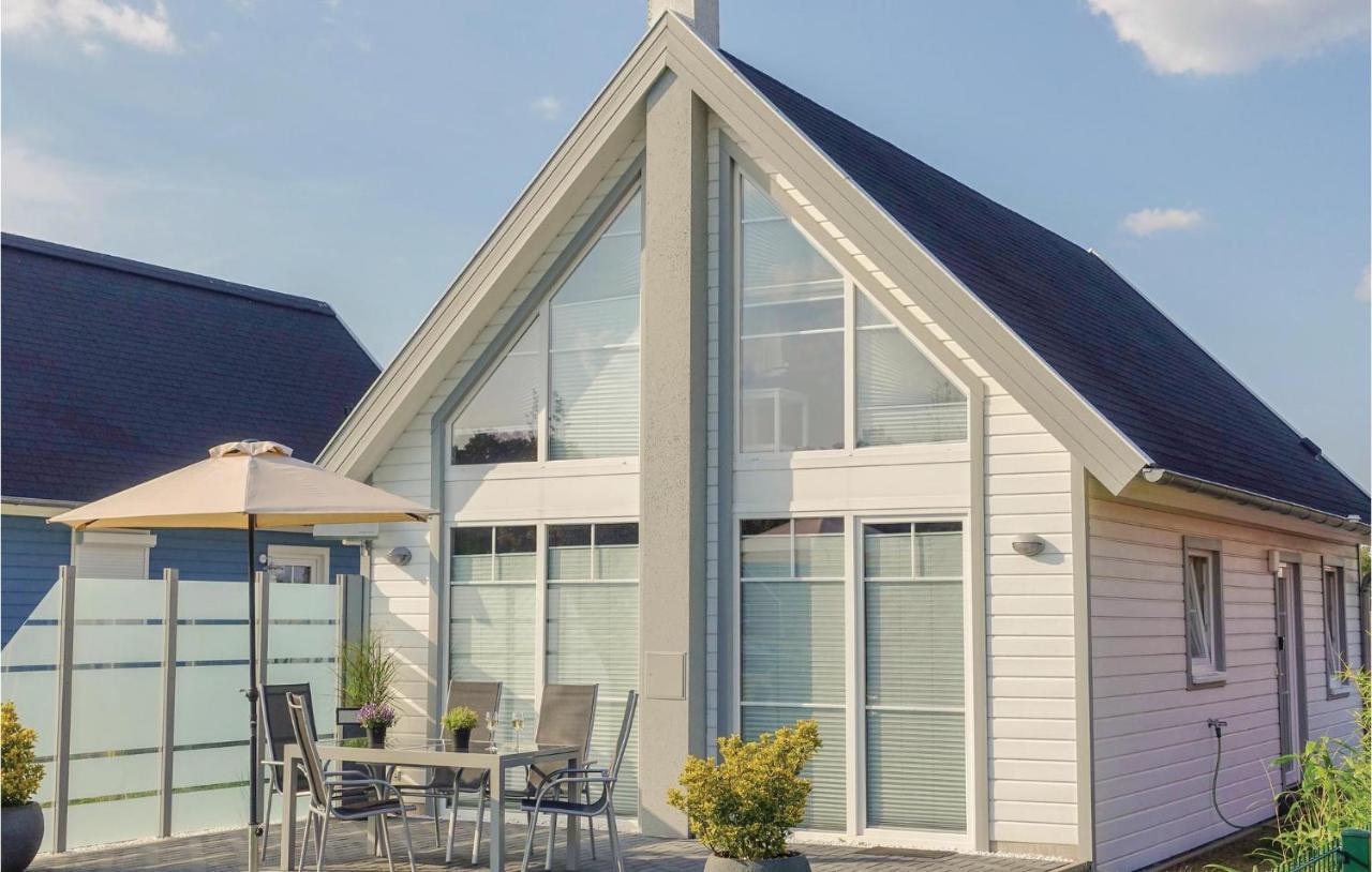 Beach Front Home In Zerpenschleuse With Wifi Esterno foto
