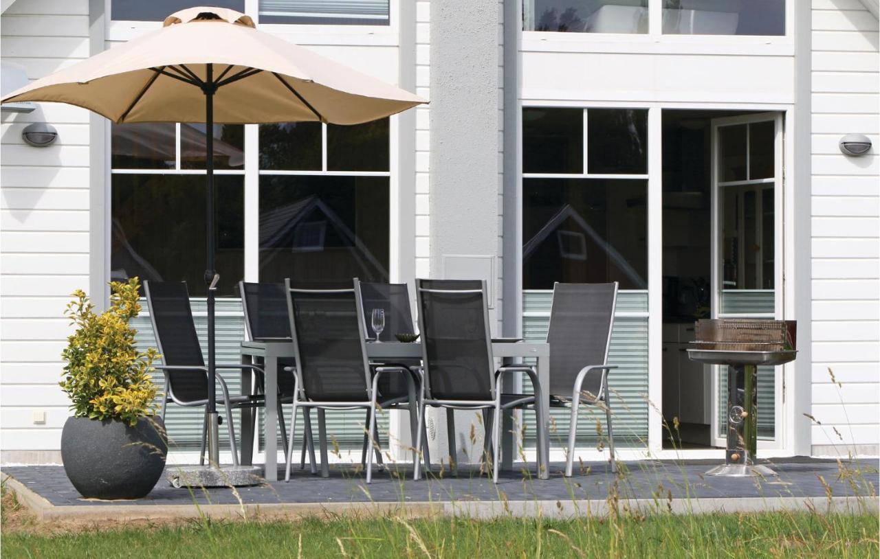 Beach Front Home In Zerpenschleuse With Wifi Esterno foto